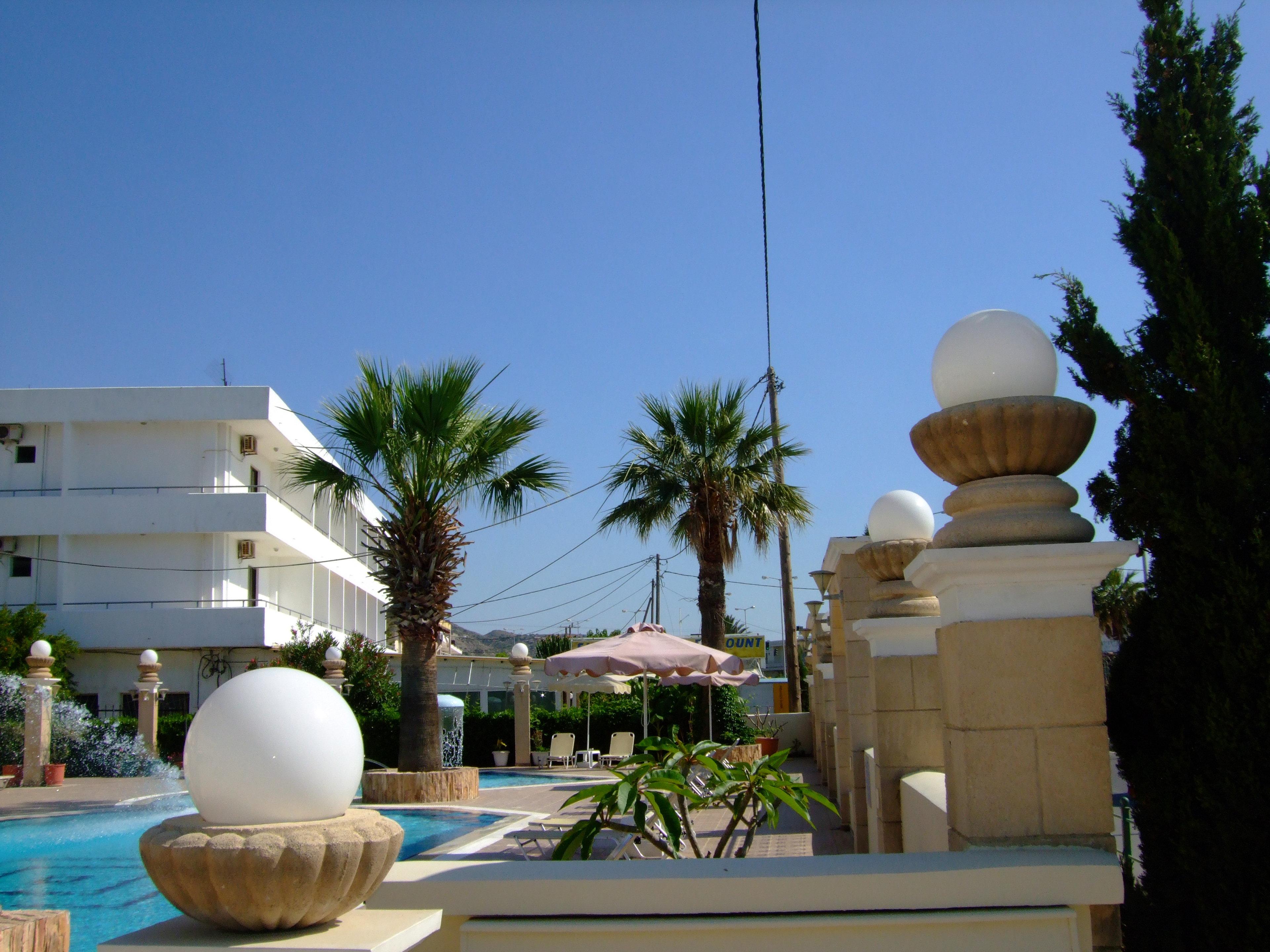 Antonios Hotel ฟาลิรากี ภายนอก รูปภาพ