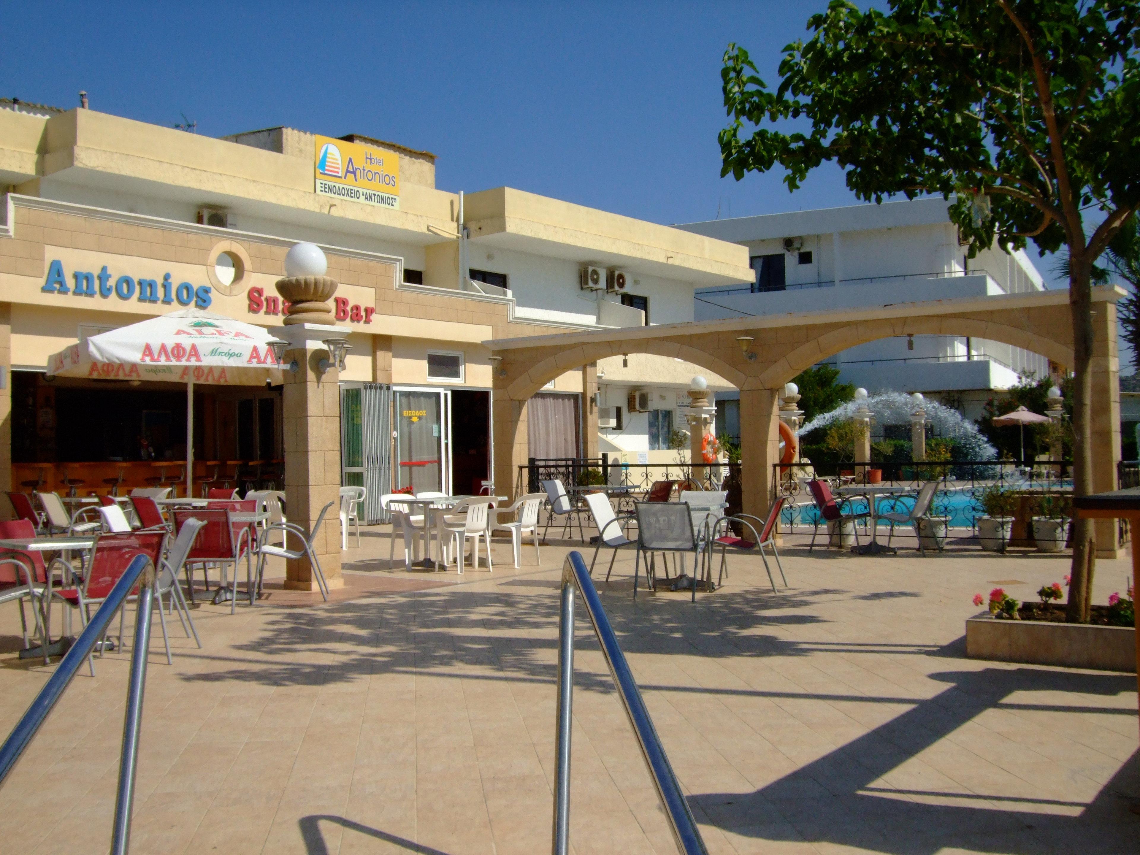 Antonios Hotel ฟาลิรากี ภายนอก รูปภาพ